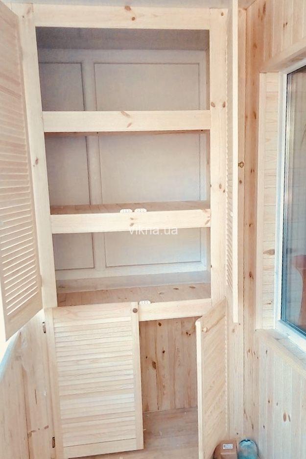 шкаф на балконе