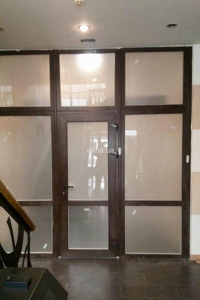 офисные пластиковые двери vigrand