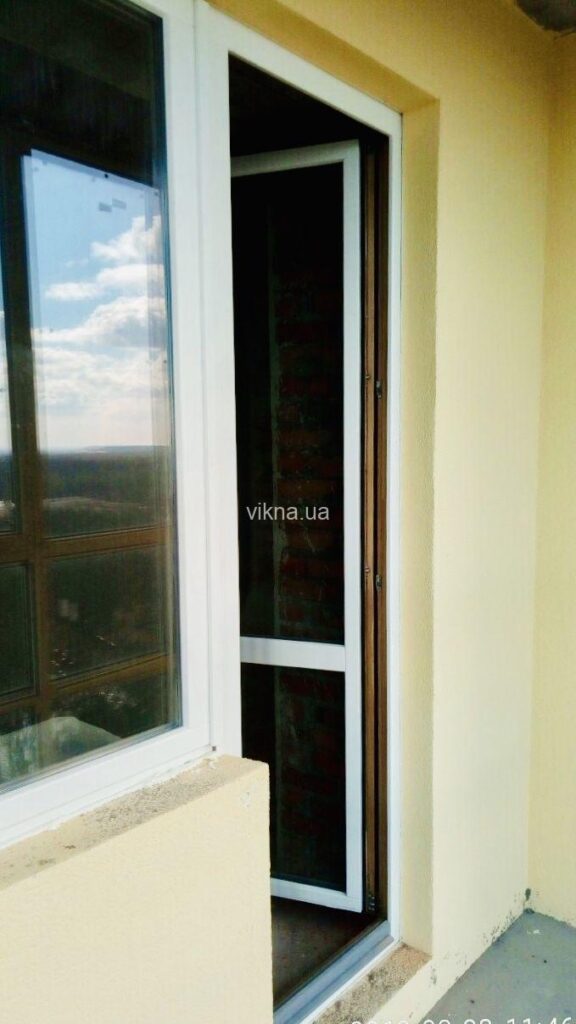 окна из дуба для квартиры