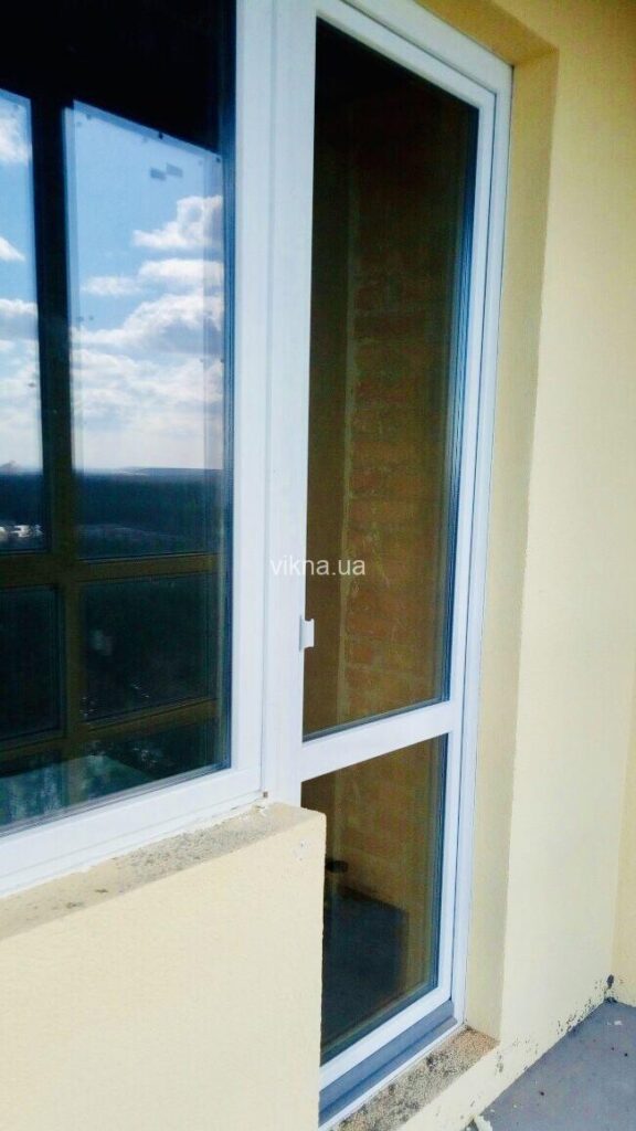 окна из дуба для квартиры