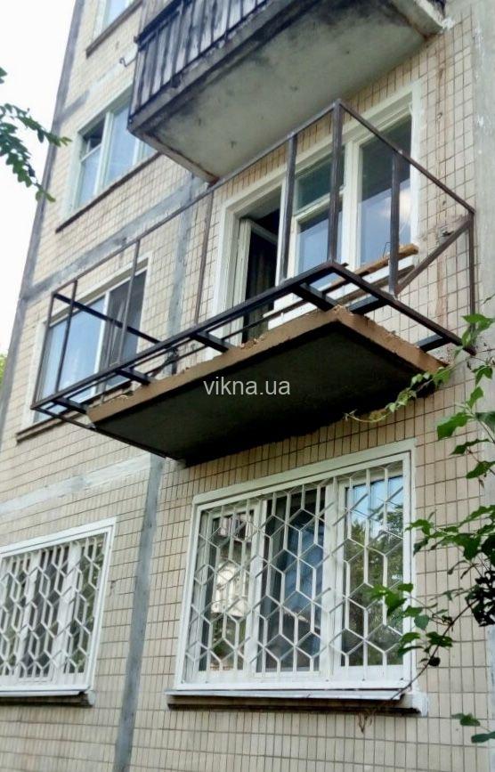 вынос балкона по плите