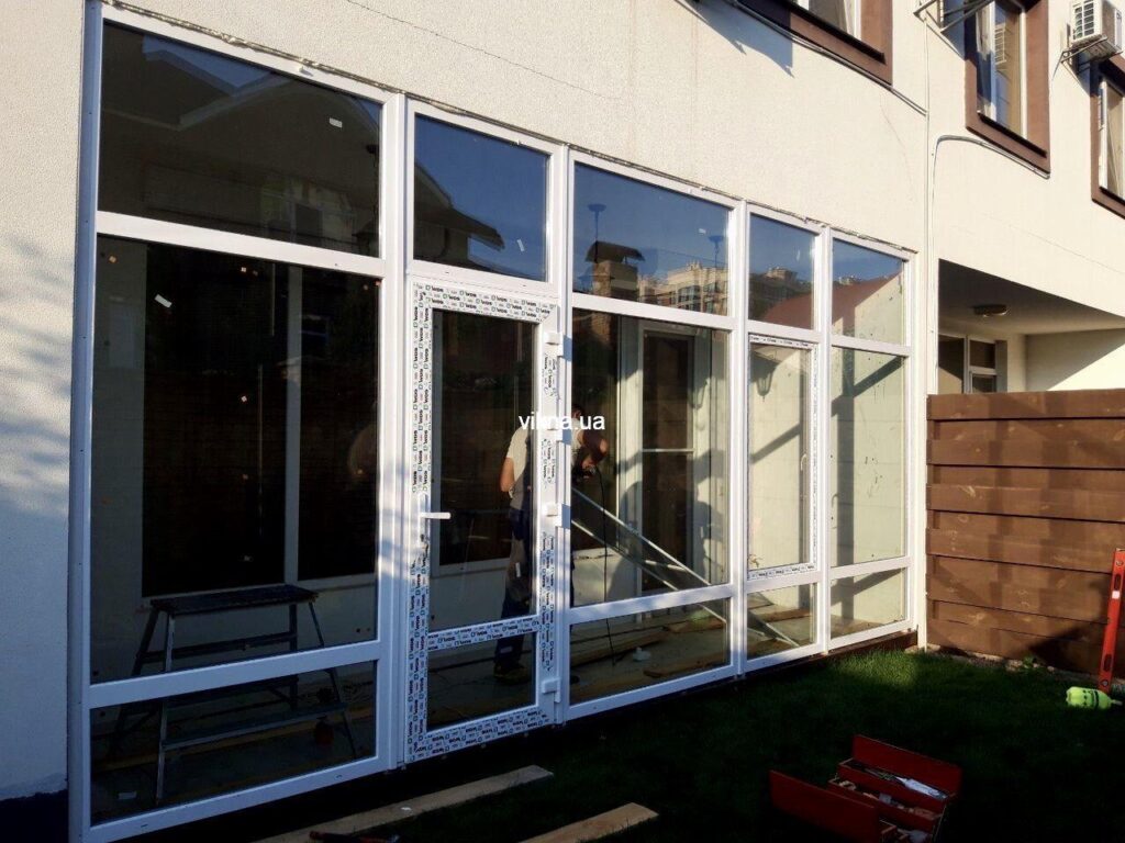 остекление веранды окнами WDS