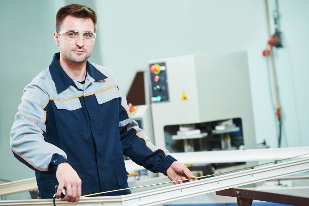 особенности работы оконной компании